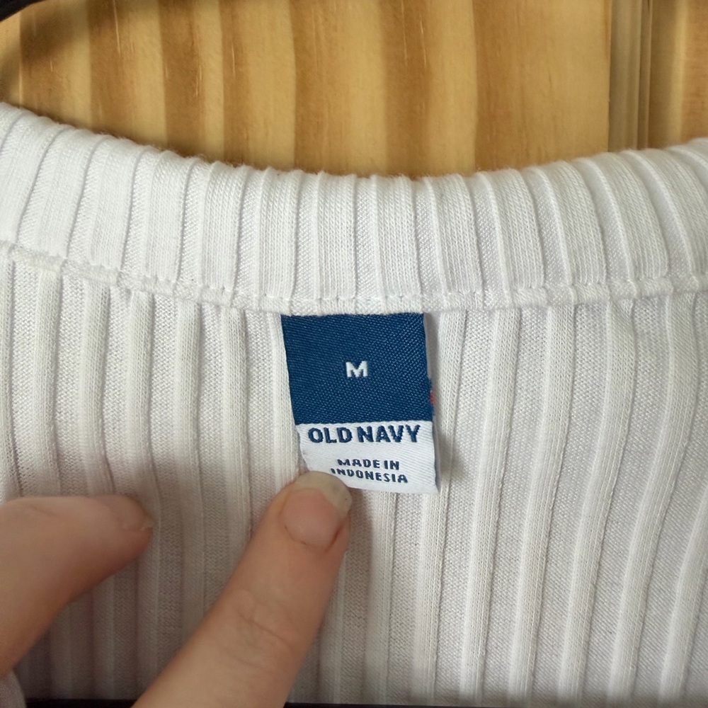 White Ribbed Button-Up Women's Top - Picture 3 of 4
